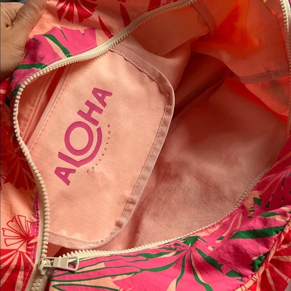 Aloha collection Limited edition Manuhealii Vibrant Pink Floral Women Bag - Picture 4 of 6